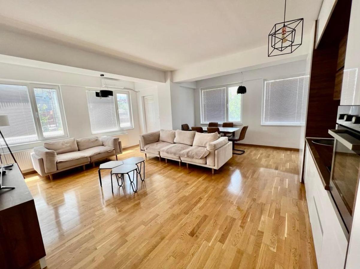 High-End Spacious Apartment Next To City Mall Скоп'є Екстер'єр фото