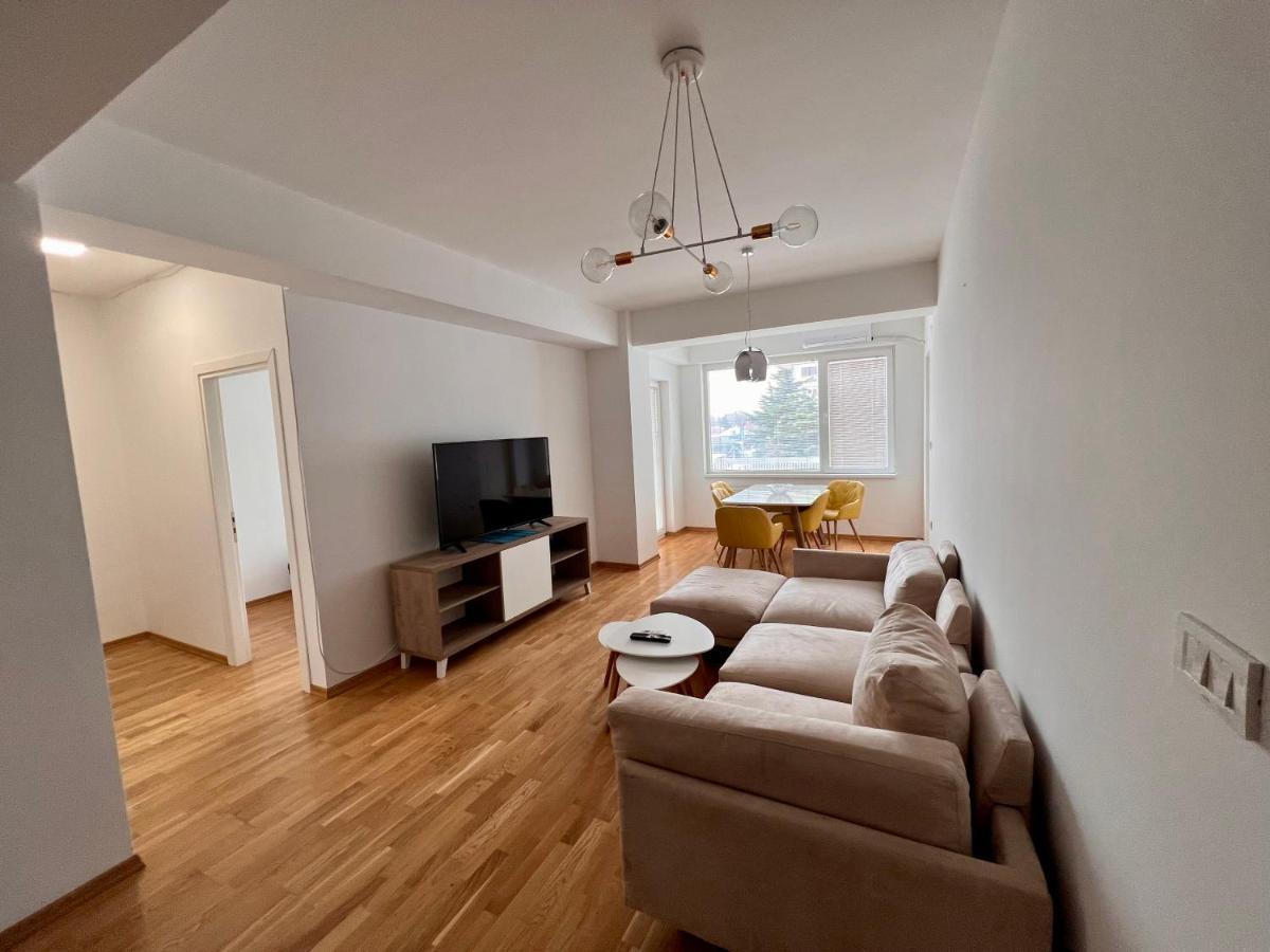 High-End Spacious Apartment Next To City Mall Скоп'є Екстер'єр фото