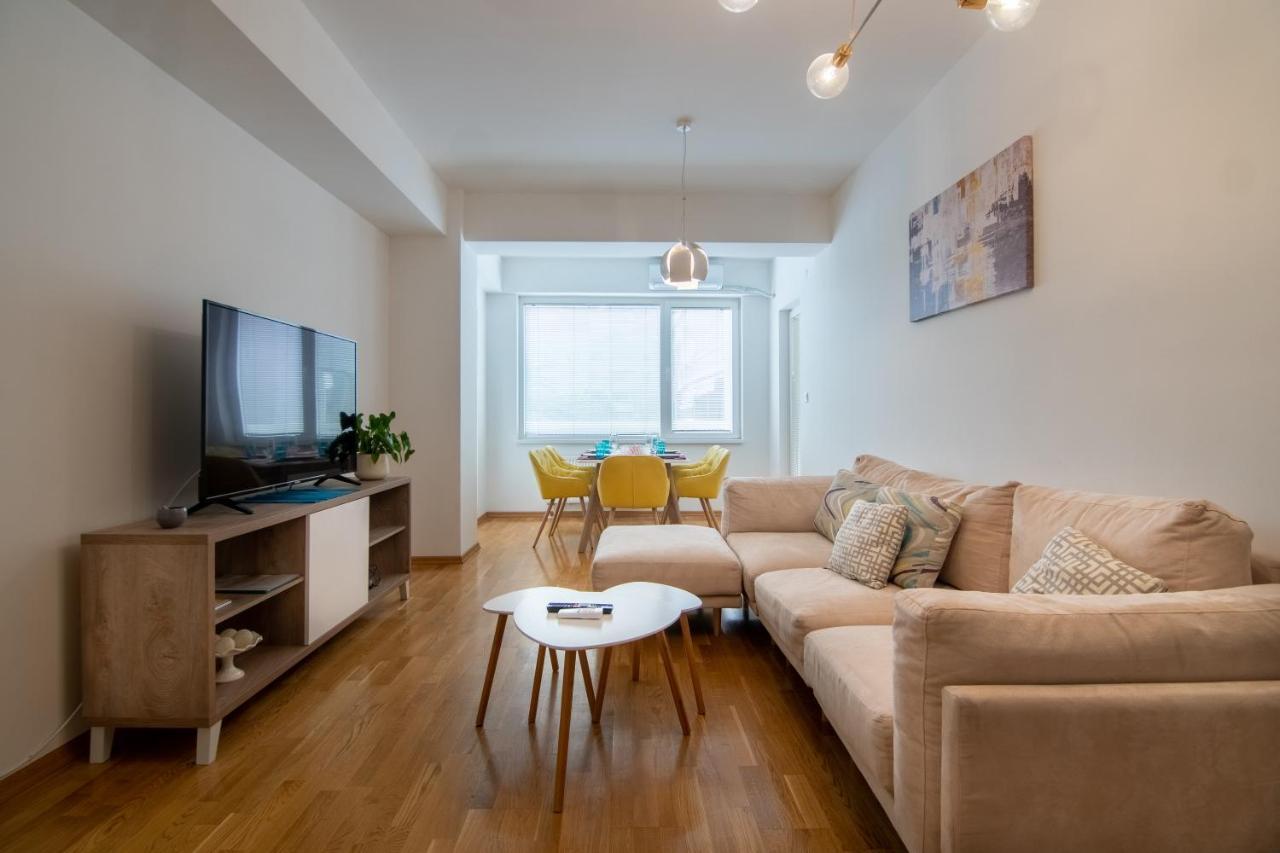 High-End Spacious Apartment Next To City Mall Скоп'є Екстер'єр фото